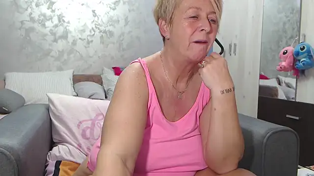 RosesandLillies webcam