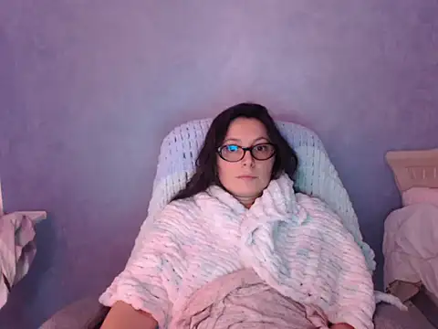 LuckyLisa23 webcam