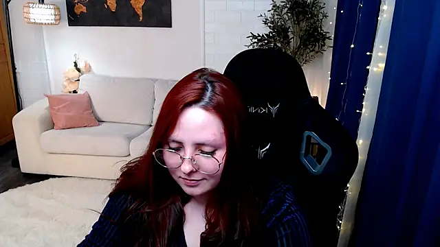 Hennessy_bunny webcam