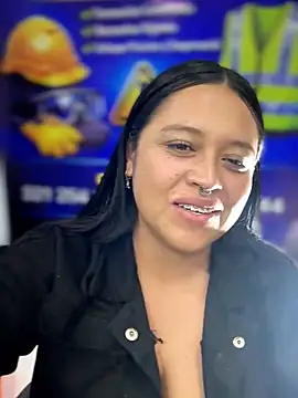 _Mia-Safety_Inspector webcam