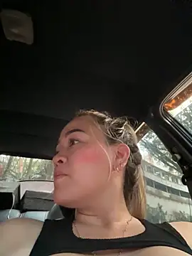 Danielavegax live sex cam