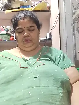 tamilthanushri webcam