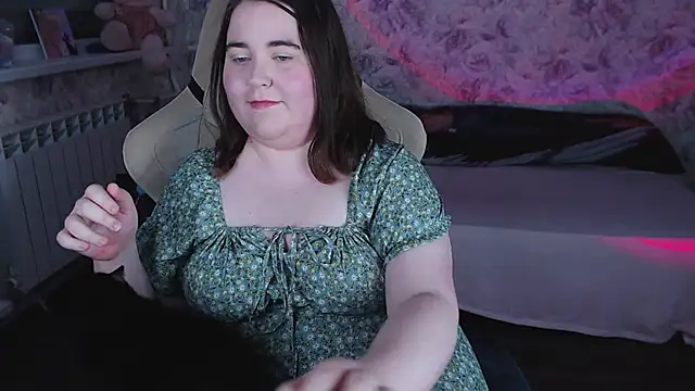 Estelle_Hicks webcam