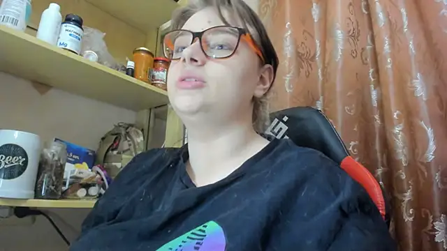 Seductive_She_Wolf webcam