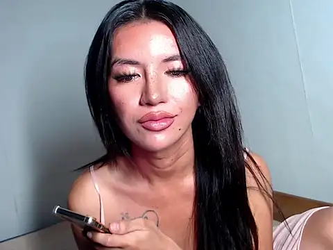 thinker_belle webcam