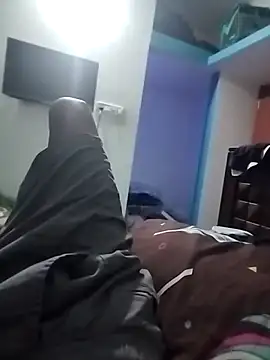 tamilpaiyan989 webcam