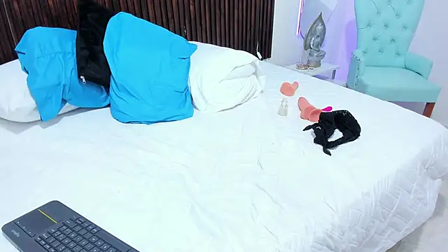 RoxxanneMooree webcam