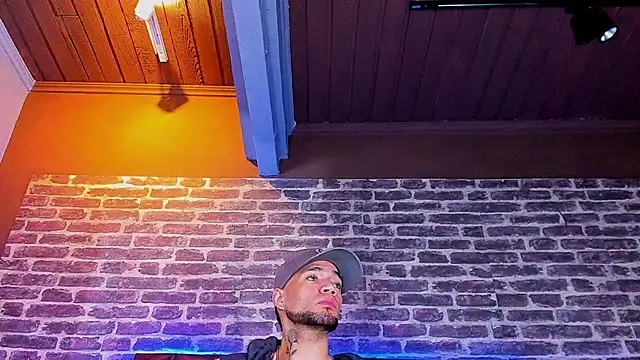 Daniel_huge22 webcam