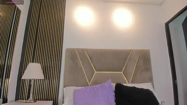 Littlee___Molly webcam