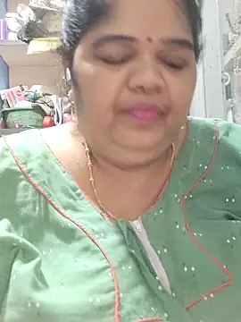 tamilthanushri webcam