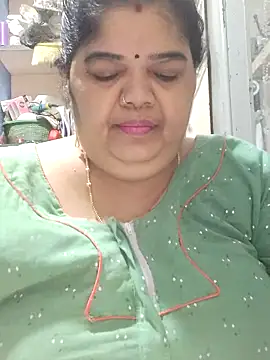 tamilthanushri webcam