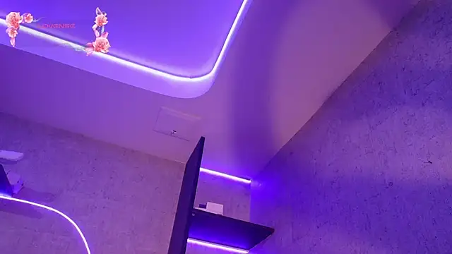 RenataLeclair webcam