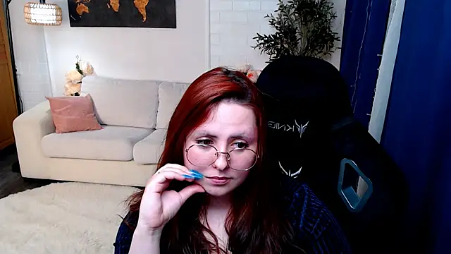 Hennessy_bunny webcam