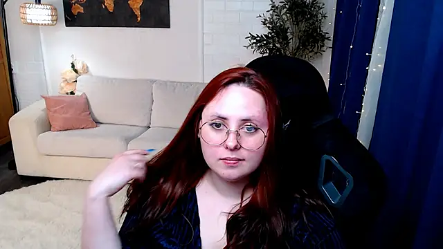 Hennessy_bunny webcam