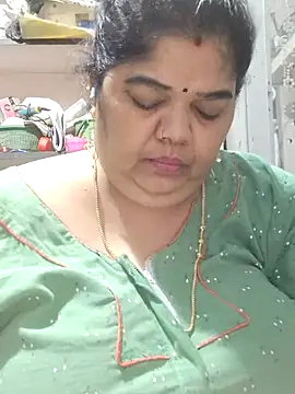 tamilthanushri webcam