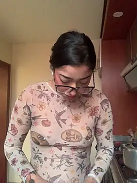 LilithMonette webcam