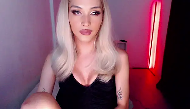 Alicegreenexx live sex cam