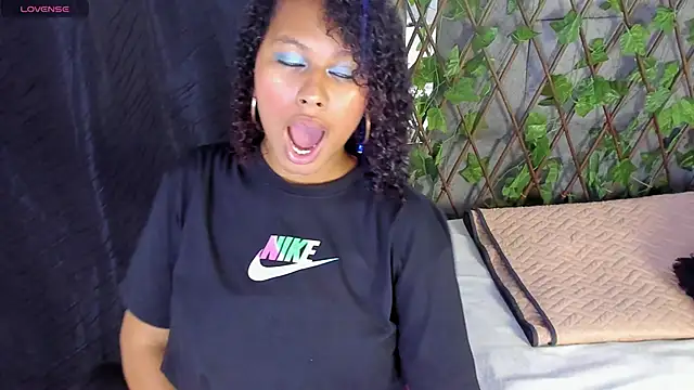 tatianasquirthot webcam