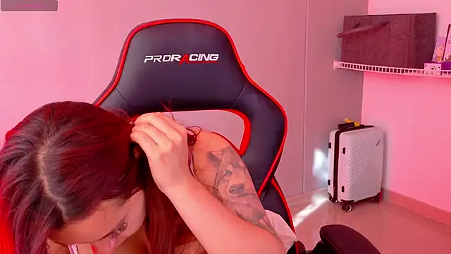 samantha_tattu webcam