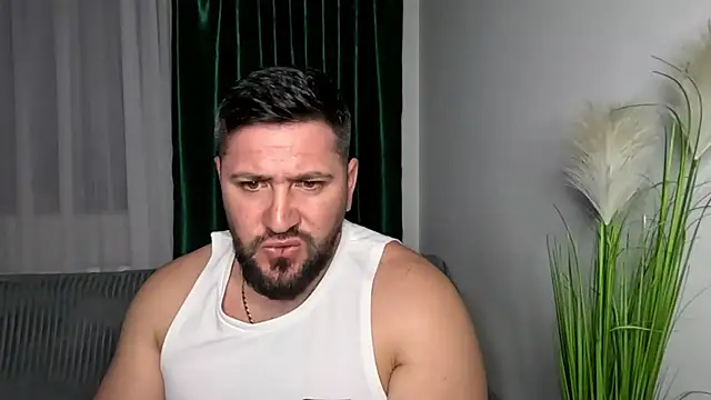 Gold_Alpha_Boy webcam