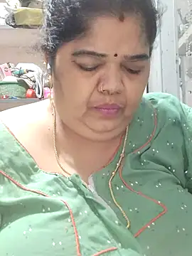 tamilthanushri webcam