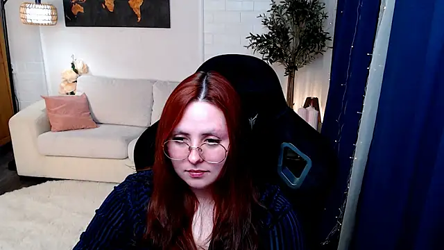 Hennessy_bunny webcam