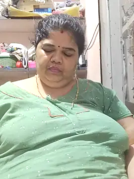 tamilthanushri webcam