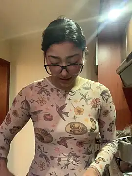 LilithMonette webcam