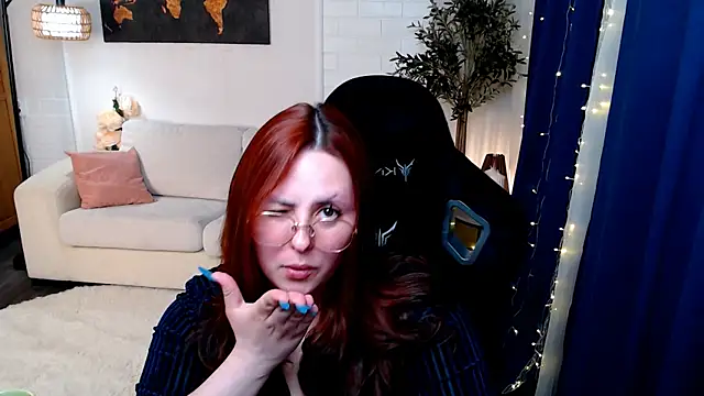 Hennessy_bunny webcam