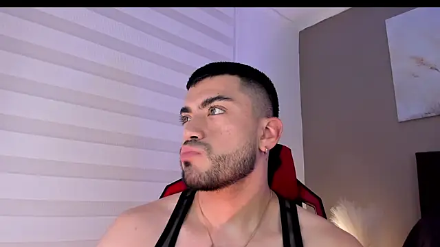 Alexander_Diazz webcam