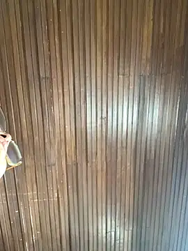 ZoeBennett_Pink webcam