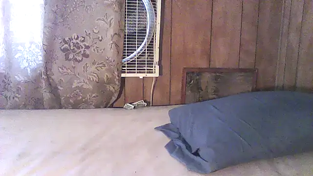 luke_thighwalker2469 webcam