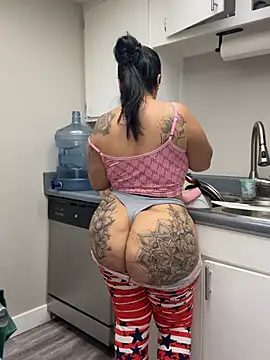 latina_curvy22 (F young) - Domi inside my pussy + Ctl 2min + cream