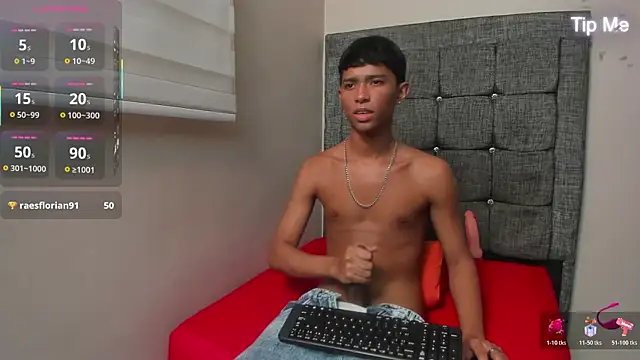 Little_Twink19x webcam