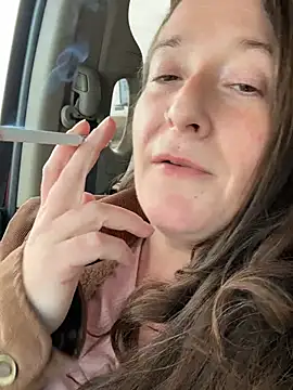 Mini_And_The_Bear webcam