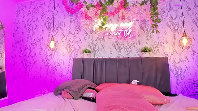 Bonny_and_carrot webcam