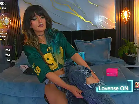 Dark_Dominika webcam