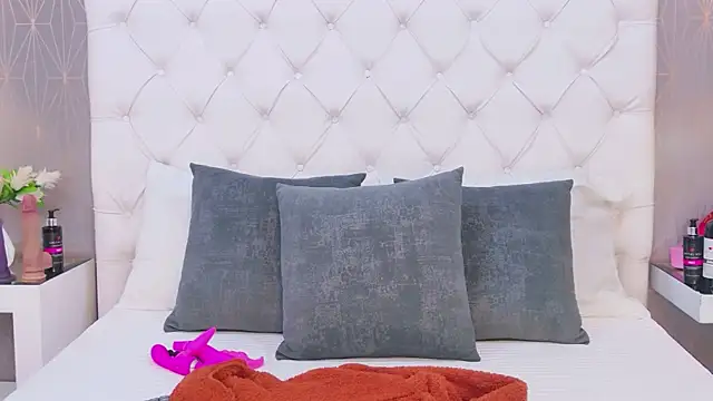 AntonellaEscudero webcam