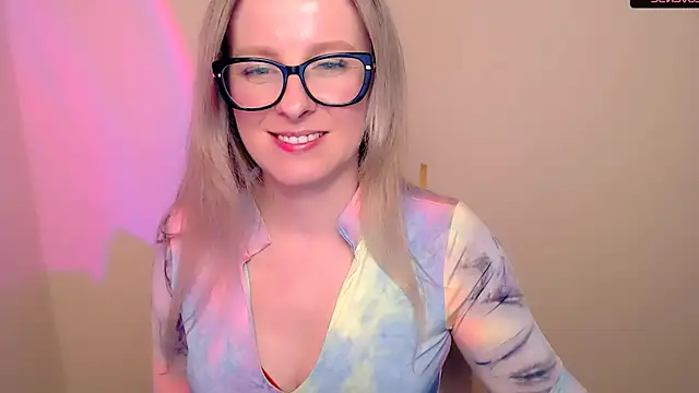 AnnePeach webcam