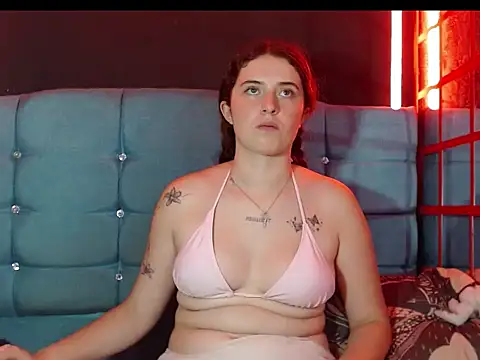 Cherry_Boom18 webcam