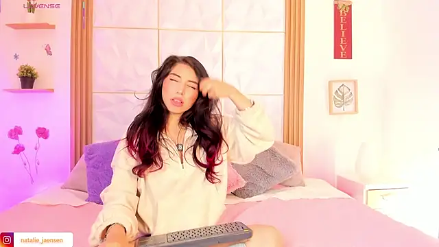 natalie_jaensen webcam