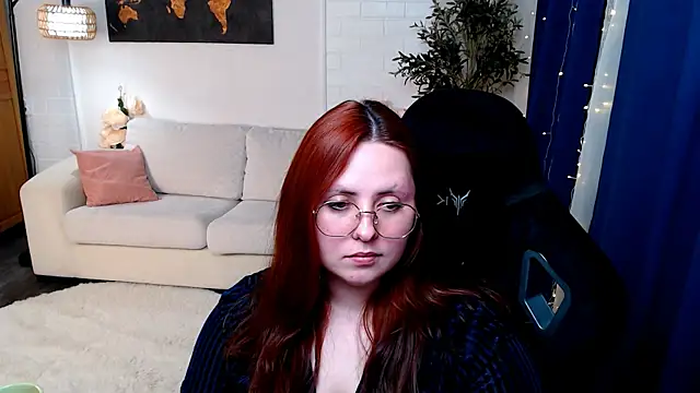 Hennessy_bunny webcam