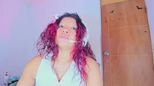 Emily_Coper18 webcam