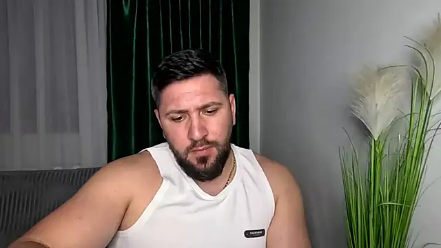 Gold_Alpha_Boy webcam