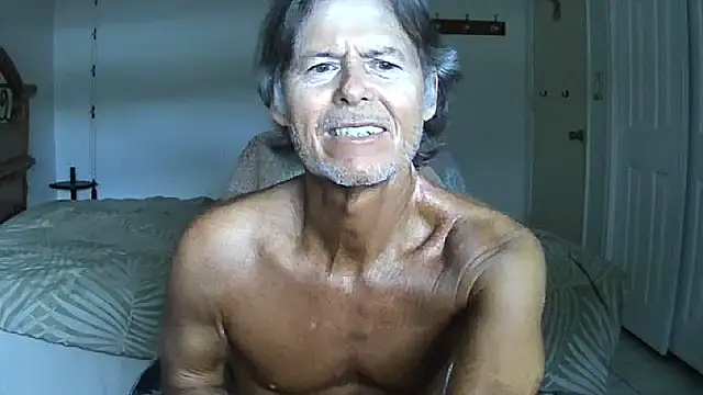 nakeedcowboi65 webcam