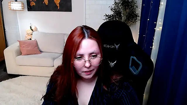 Hennessy_bunny webcam