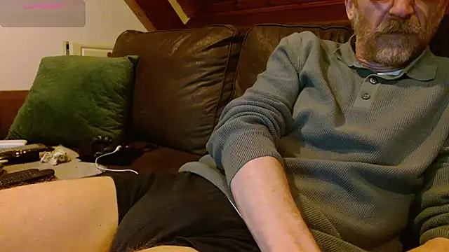 vrenico-sc (Ask my age) - Toy in ass