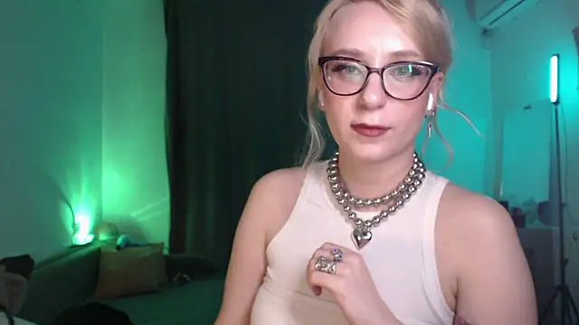 welliza - Welliza's free webcam - UK Sex Cams