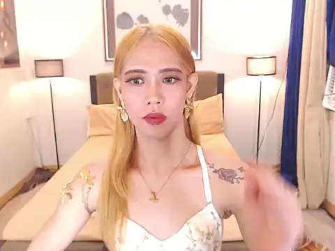 PreciousAmore webcam