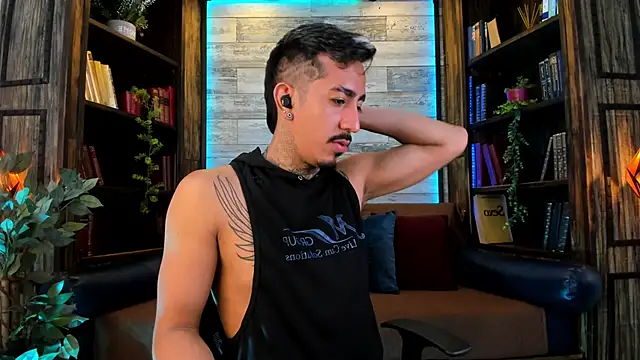 Donovan_Desmond webcam